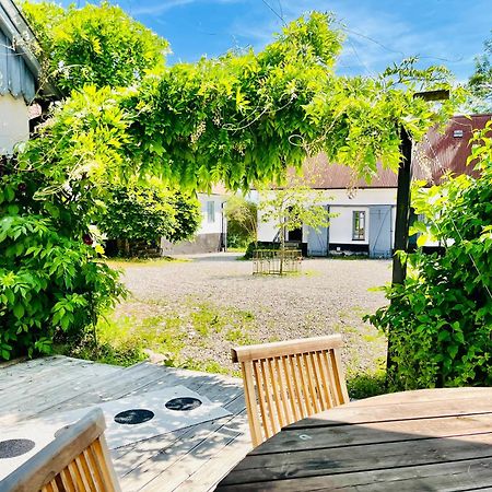 Sydkustens At Tullnaes Vingard Klagstorp Экстерьер фото